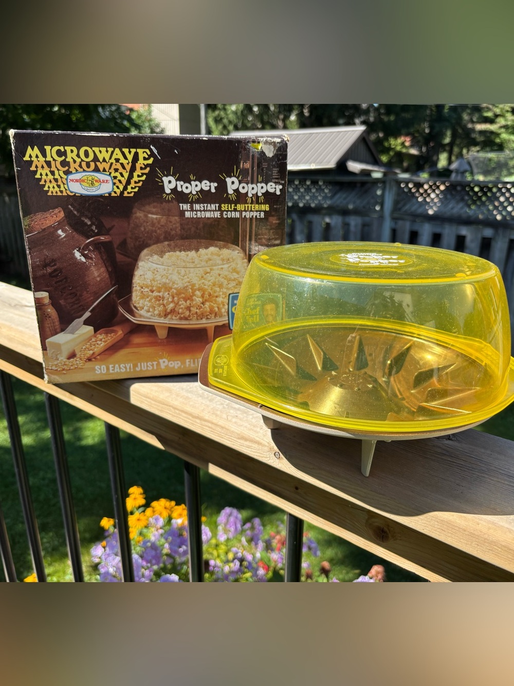 Vintage Nordic Ware "Proper Popper" Microwave Popcorn Maker